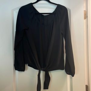 Aqua dressy tie in the middle black blouse medium